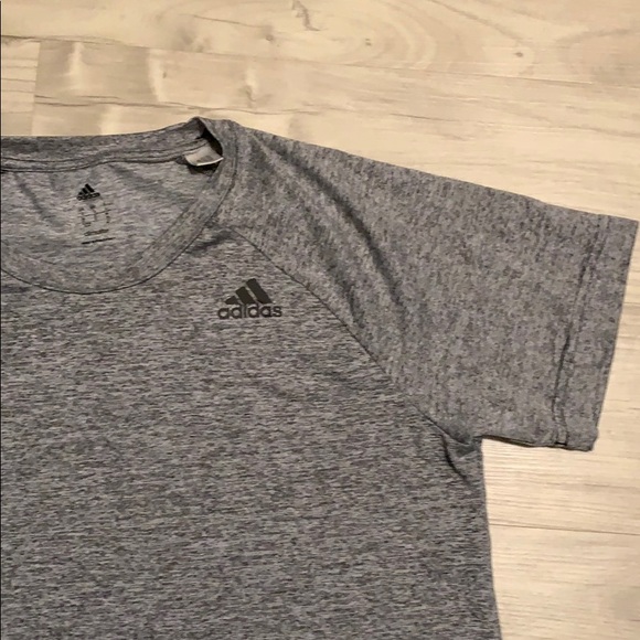 Men’s S Adidas Workout Shirt - Picture 3 of 5